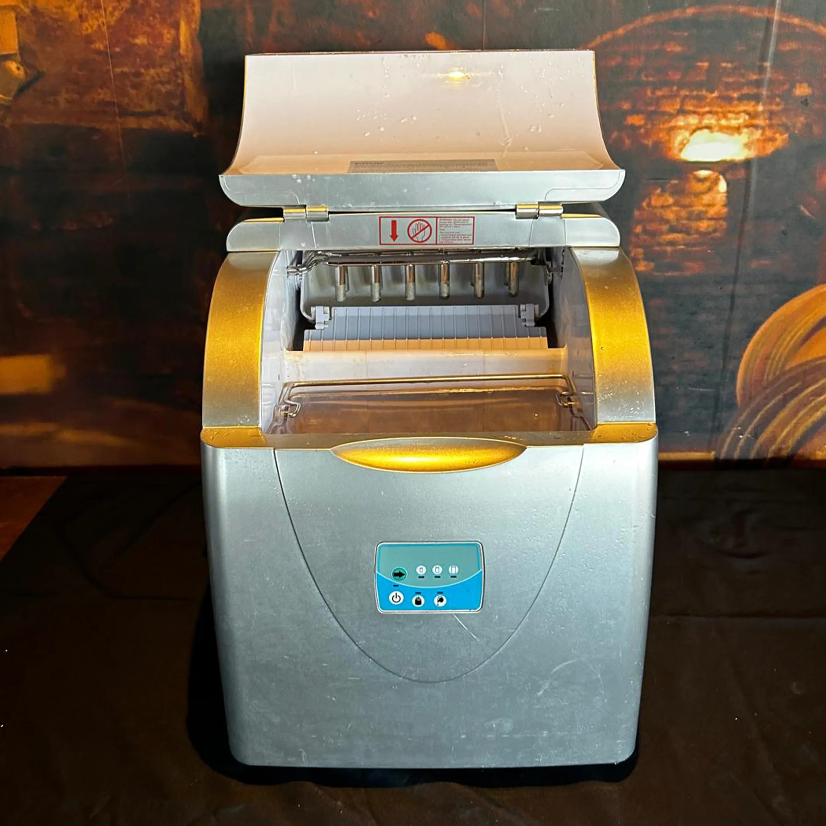 Mobiele ijsblokjes machine