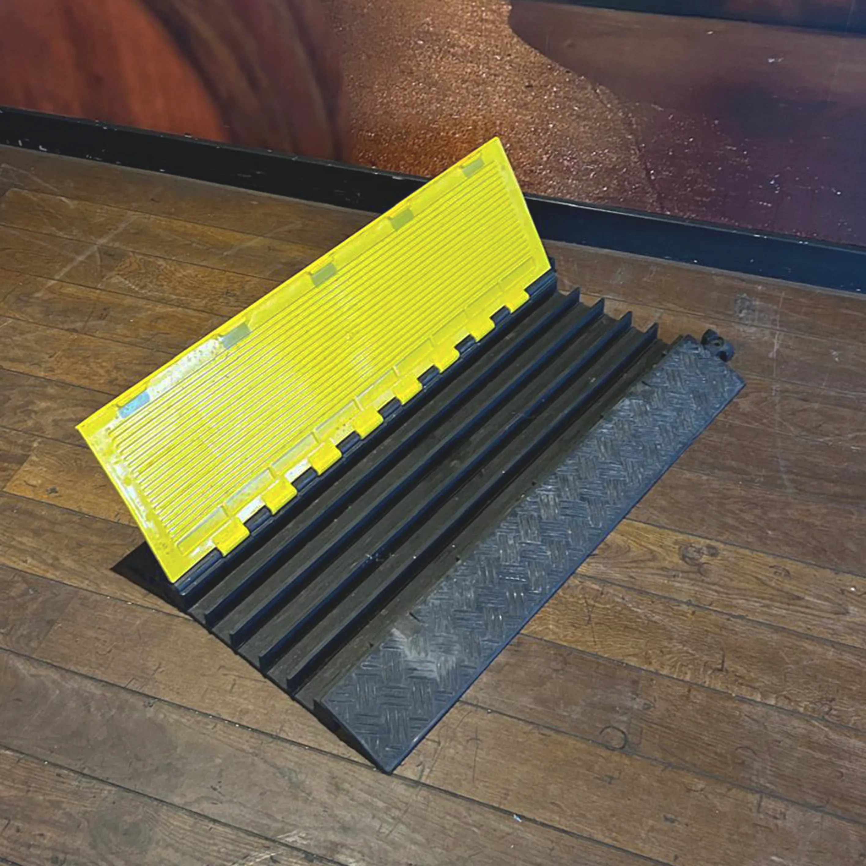 Kabelgoot / Kabelbrug