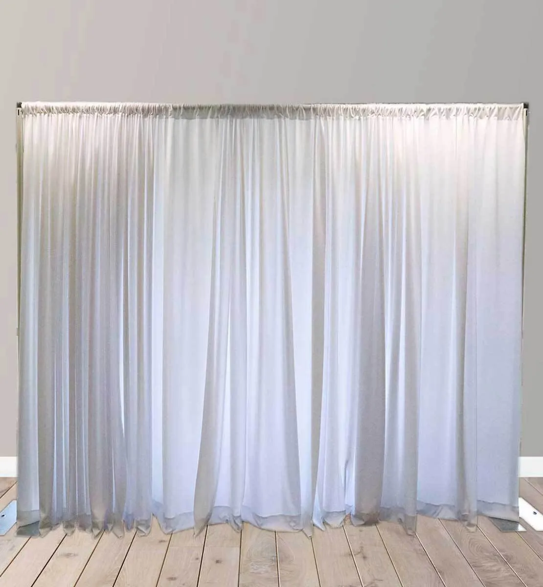 Pipe and Drape White Poly stretch   12'
