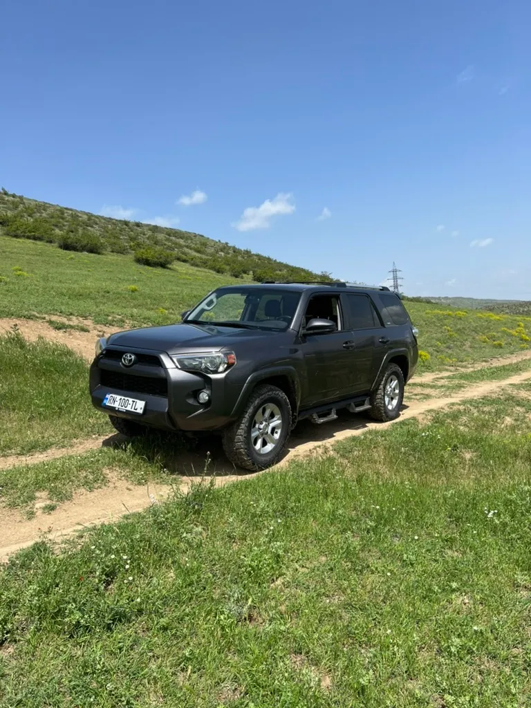 Toyota  4runner, 2019 year, grey