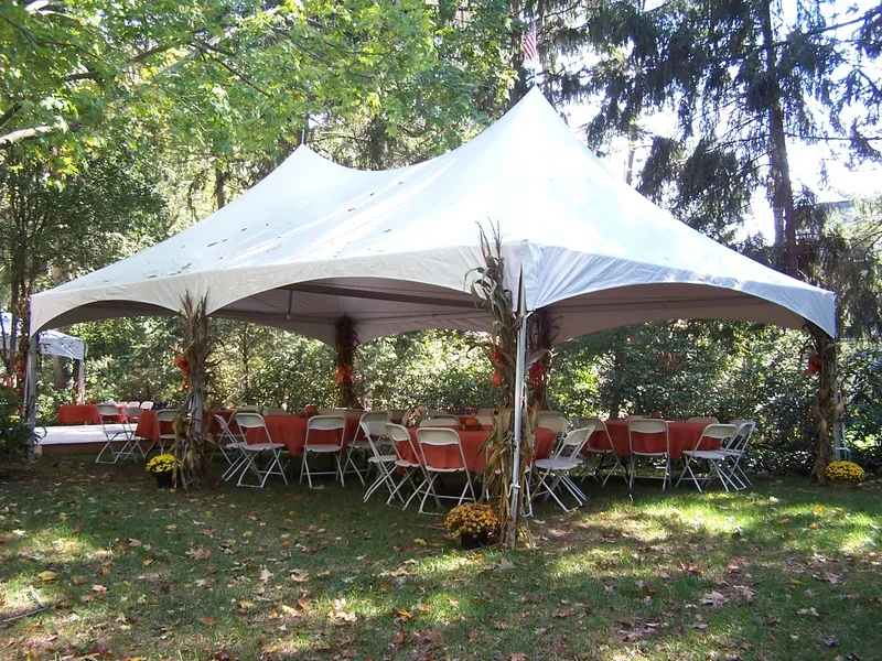 High Peak Frame Tent  20x30