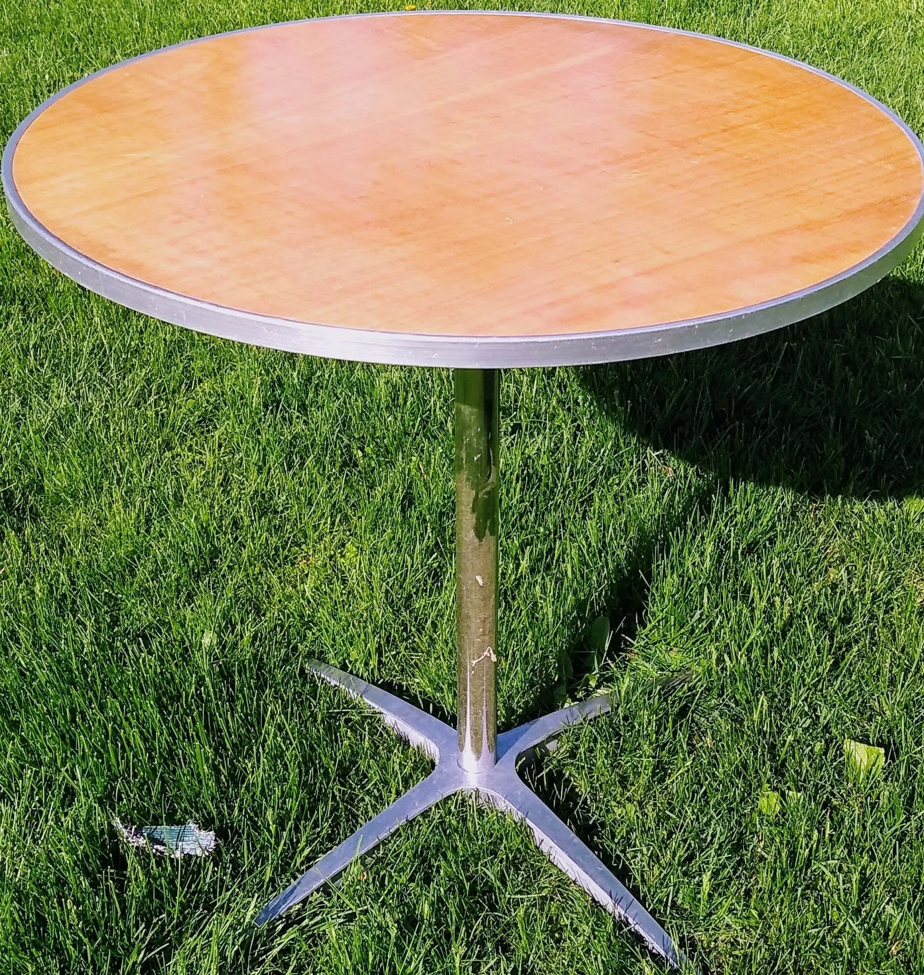 30” Bistro Table
