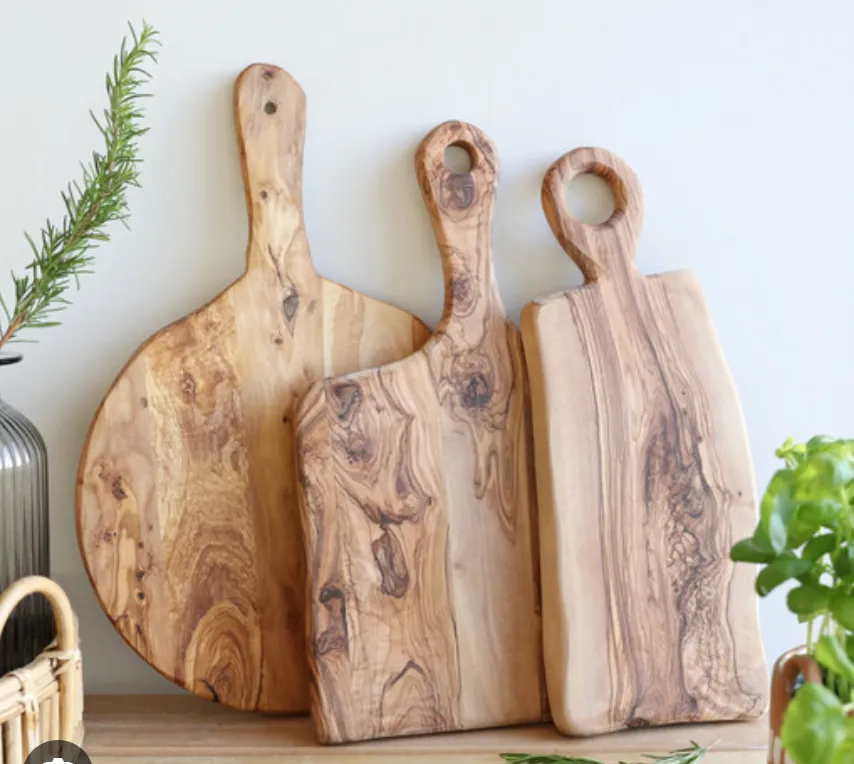 Wooden & Natural Props: Chopping Board