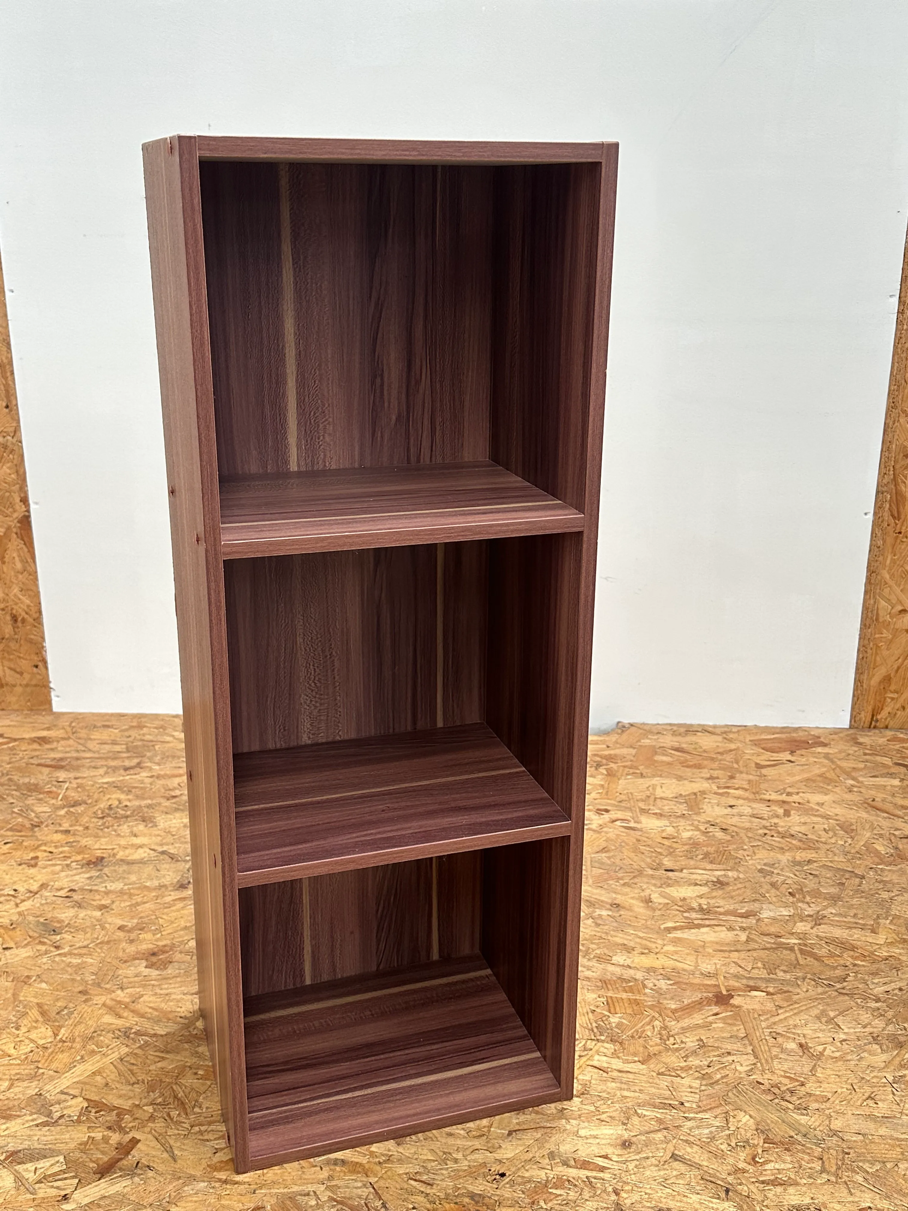 Walnut-effect 3-tier bookcase