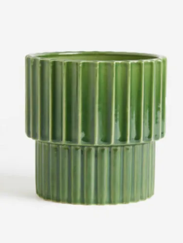 Ribbed Green Plant Pot