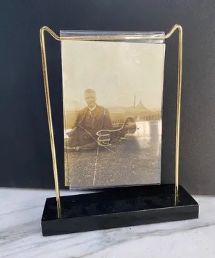 Gold Standing Frame (6 x 4)