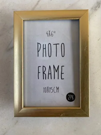 Gold Frame (6 x 4)
