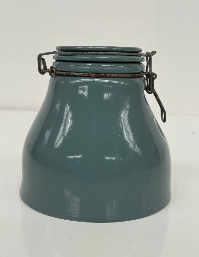 Broste Copenhagen Stoneware Jar (17cm)