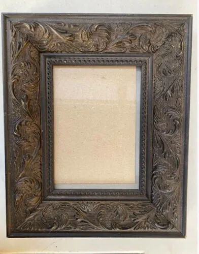 Black Ornate Frame (7 x 5)