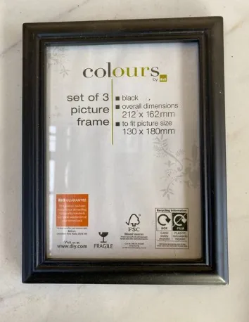 Black Frame (7 x 5).
