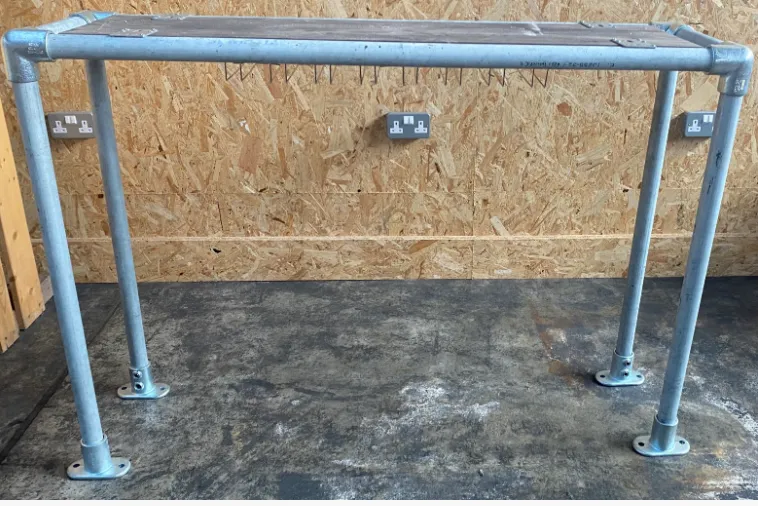 Jack Daniel's Stand - Metal Bar Top (with Glass Racks)