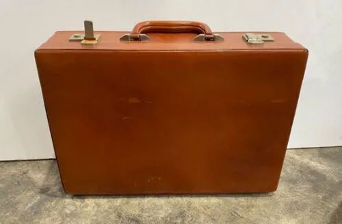 Vintage Brown Case