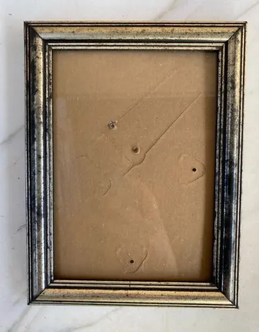 Gold Distressed Frame (7 x 5)