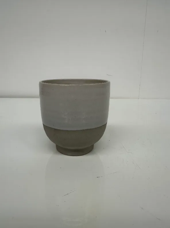 Two Toned Beige Japanese ‘Yunomi’ Teacup (10cm)