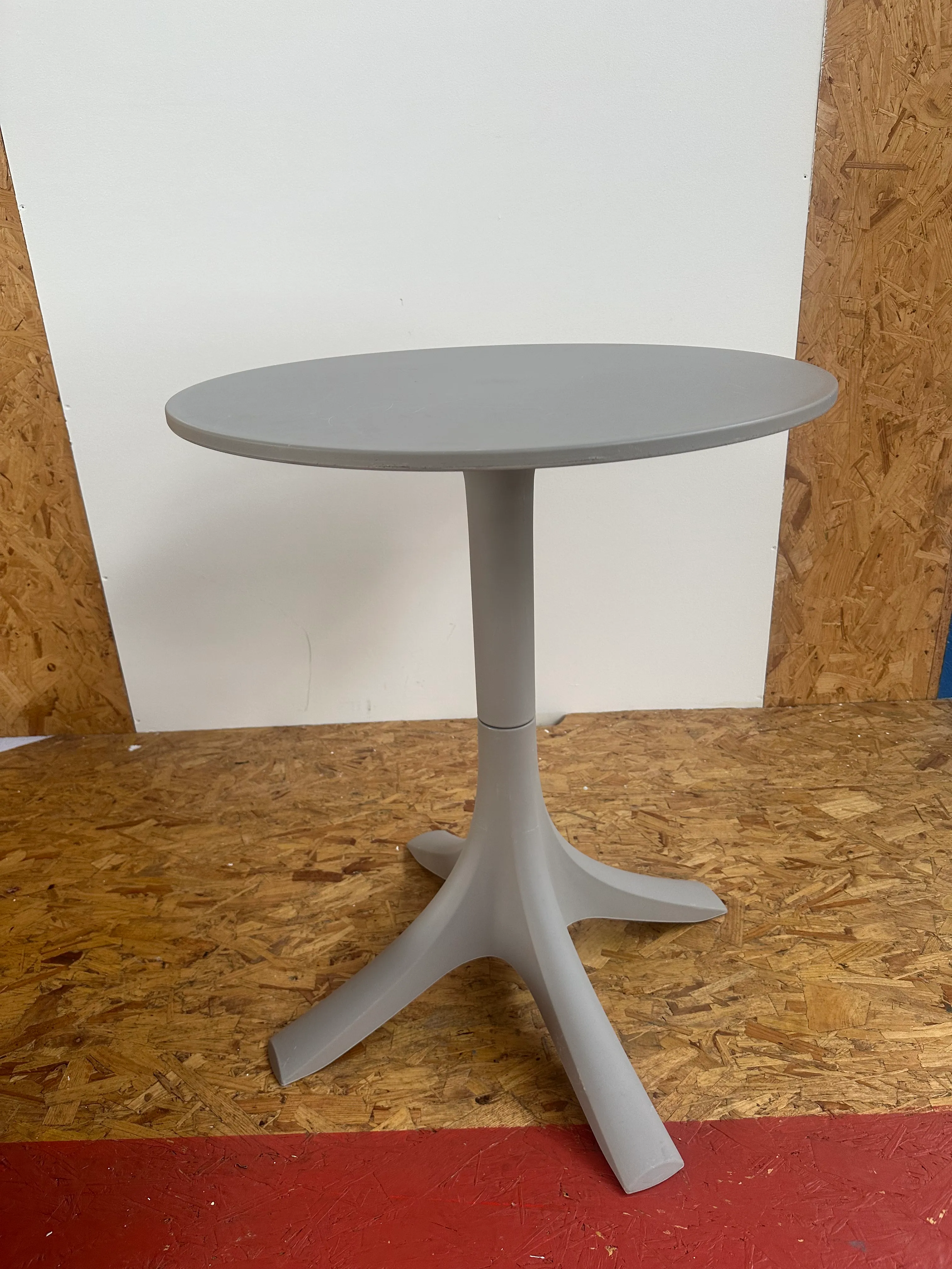 Grey Round Table