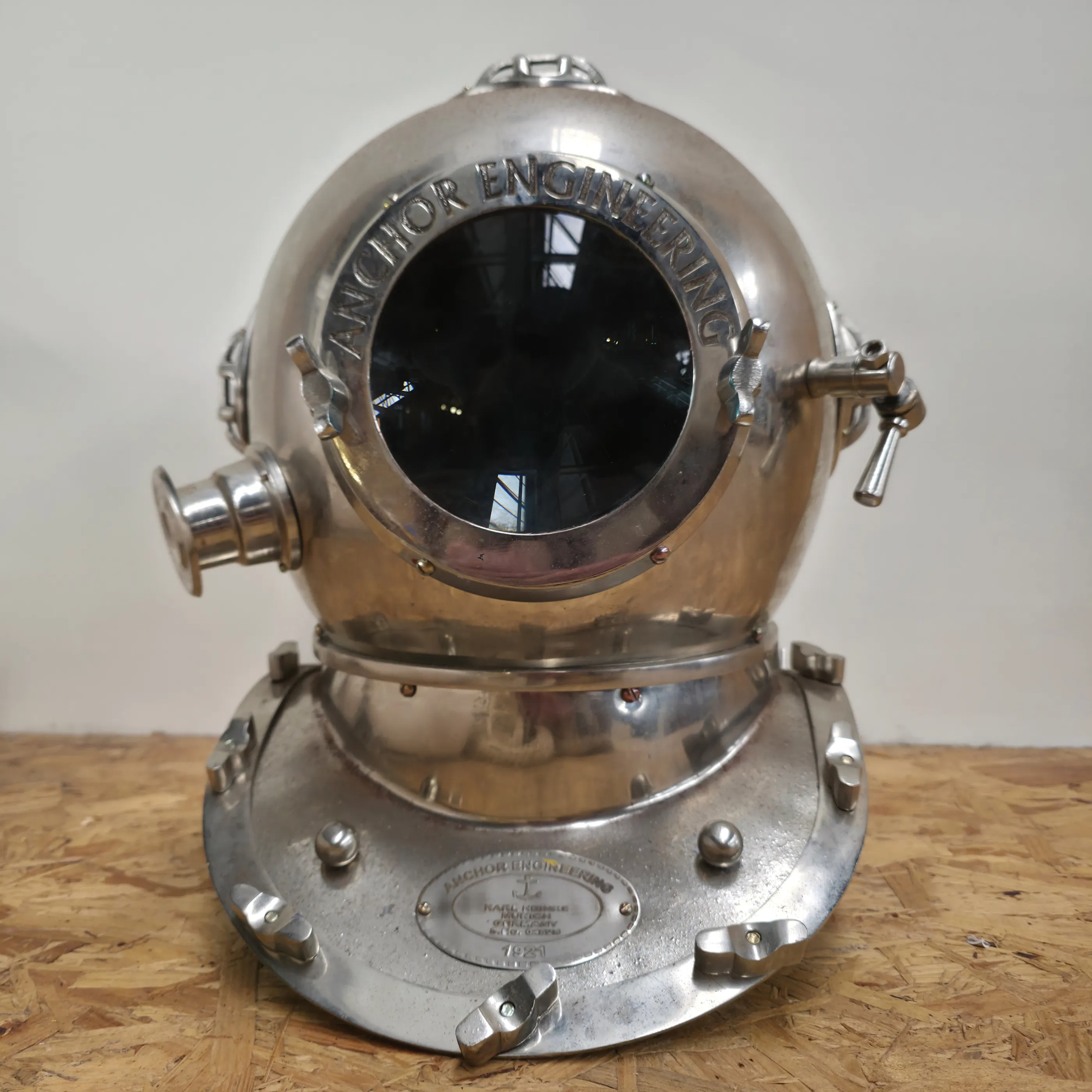 Diving Helmet