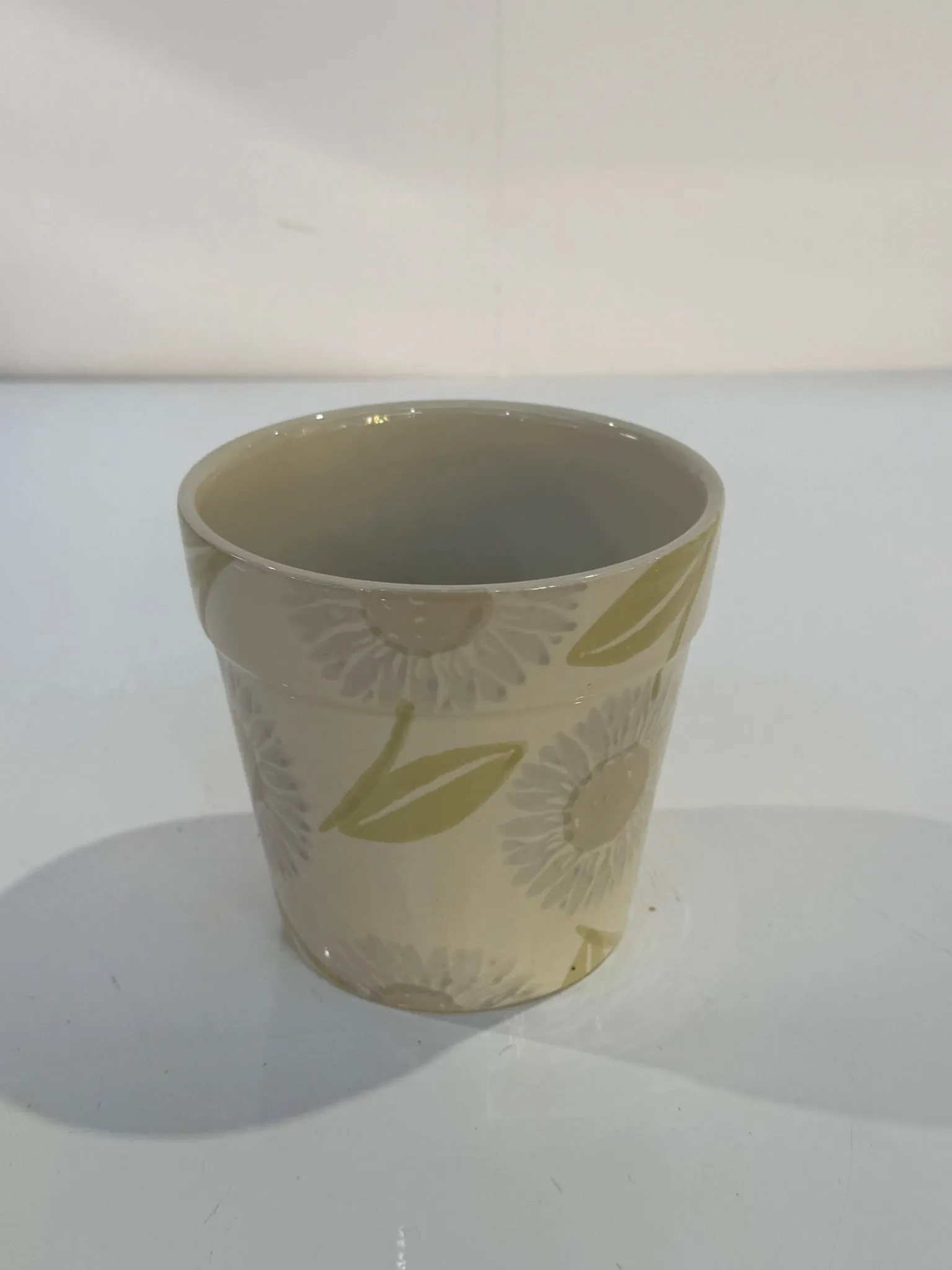 Cream Flower Patterned Plant Pot (13cm)