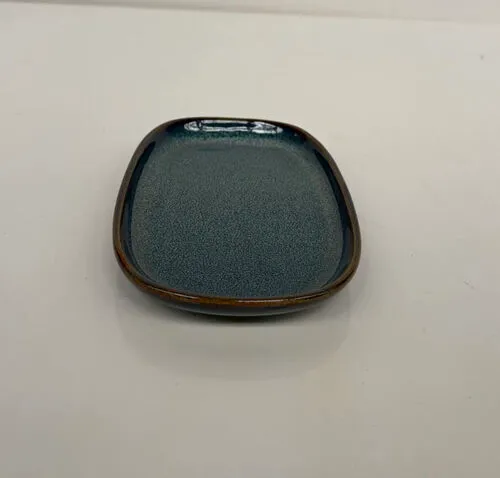Blue Oval Plate
