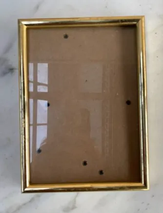Gold Frame (7 x 5)