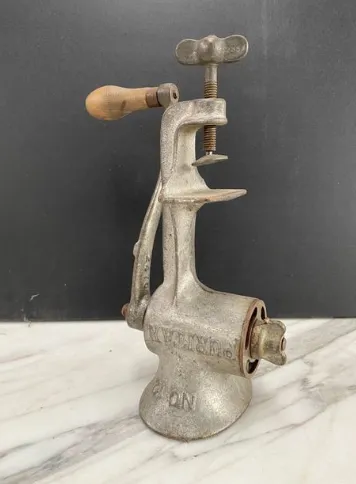 Silver Vintage Worktop Mincer
