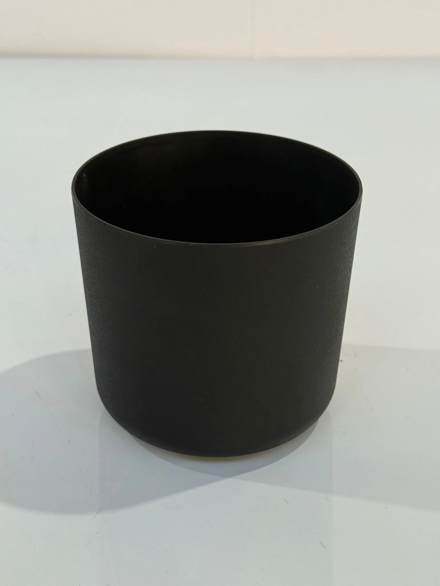 Black Plastic Plant Pot (12cm)
