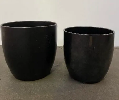 Black Plant Pot