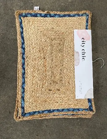 Woven Placemats Blue Detailing