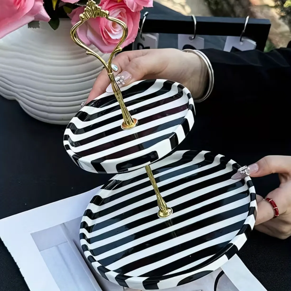 Striped Double-Tiered Cake Stand