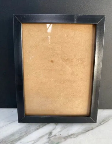 Black Frame (9 x 11)