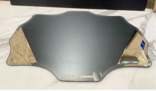 Mirror with No Chain