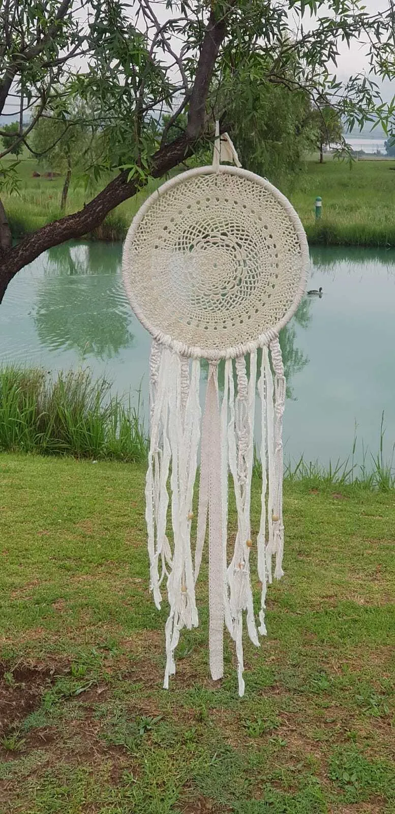 S1678 Crochet Dreamcatcher - 44cm Diameter