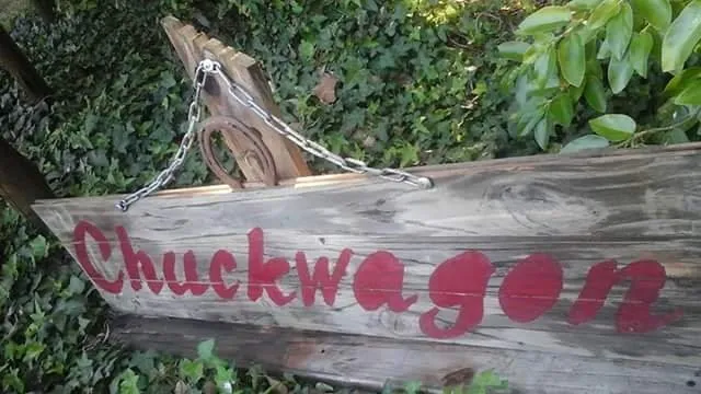 S763 Sign - Chuckwagaon
