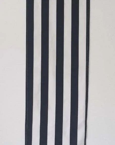 S950 Black & White Short Runners