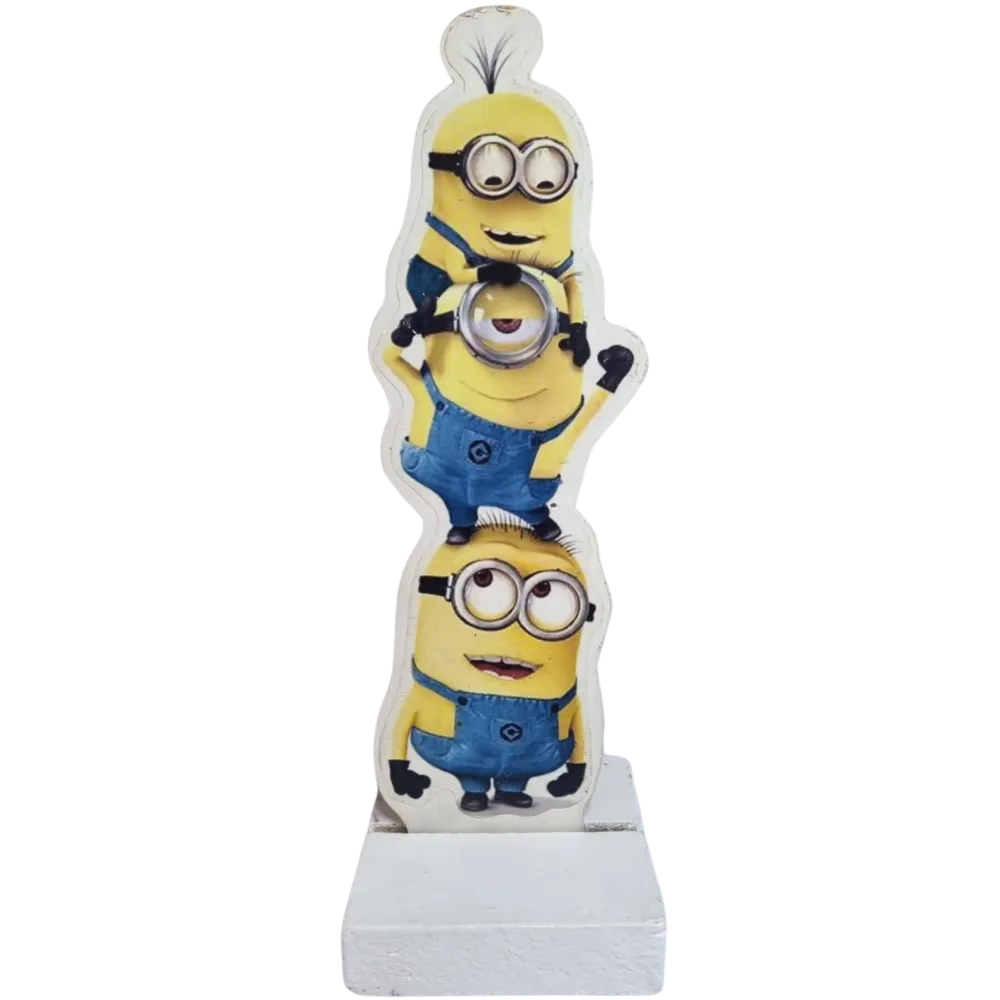 S590 Minion Centre piece