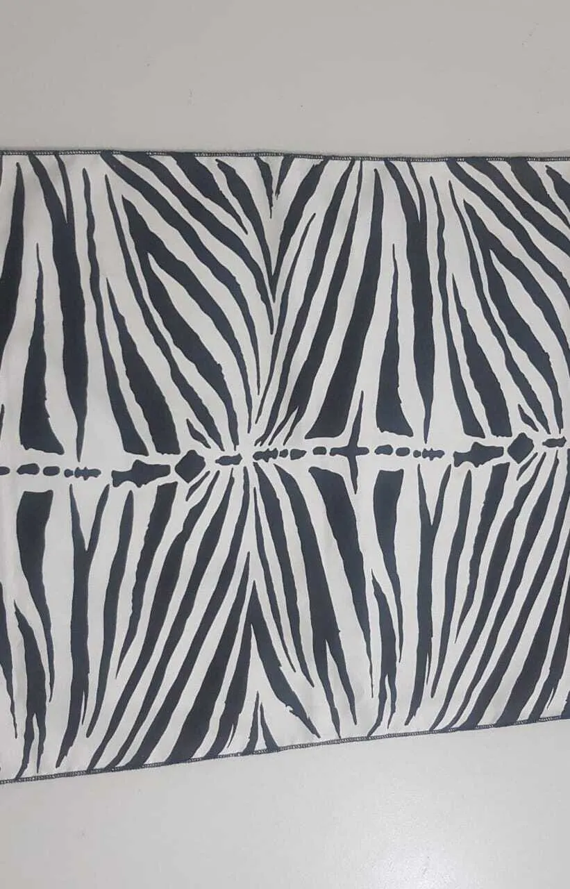 S520 Runner - Zebra