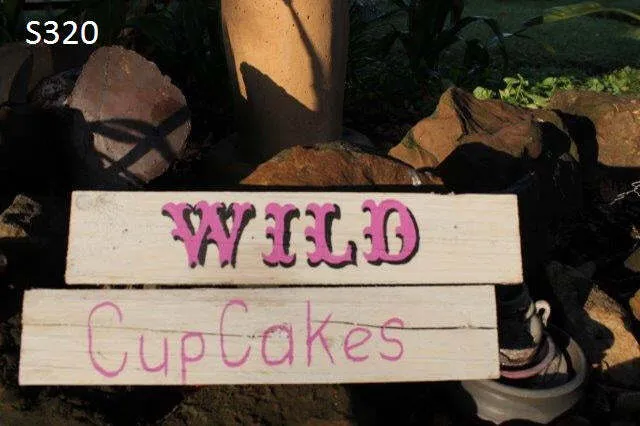 S320 Sign - Wild Cupcakes