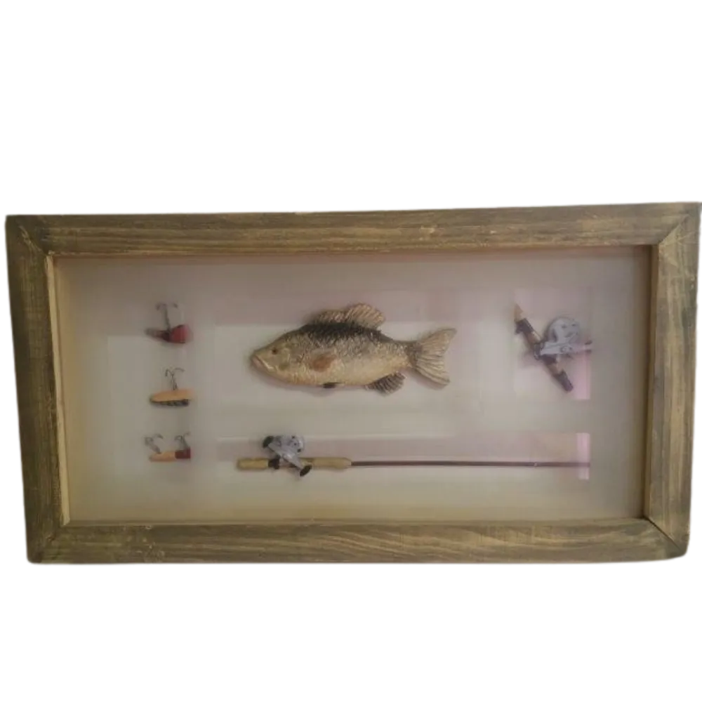 S576 Fish in Glass in Frame