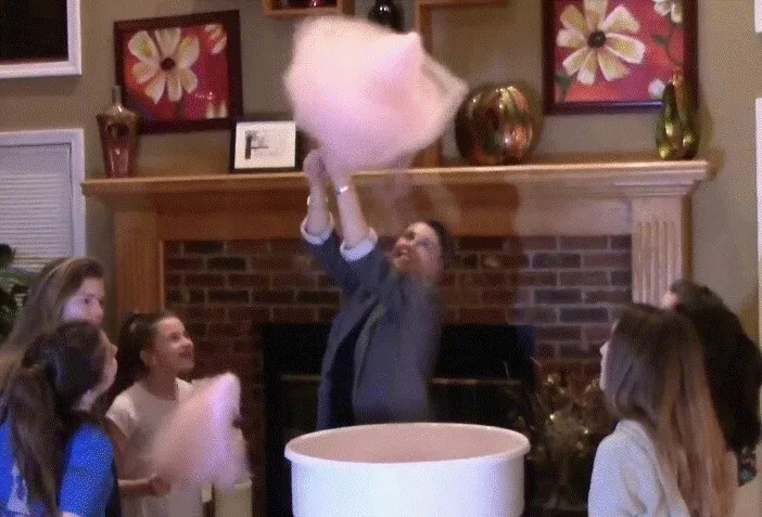 Cotton Candy - Floating Cotton Candy Machine with Attendant