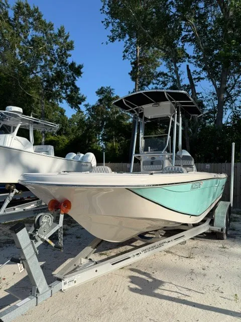 21ft Carolina Skiff Ultra Elite Teal TTop