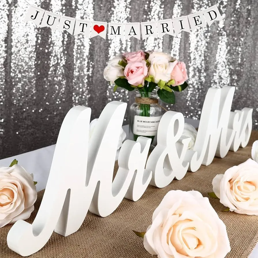 Mr & Mrs Sign