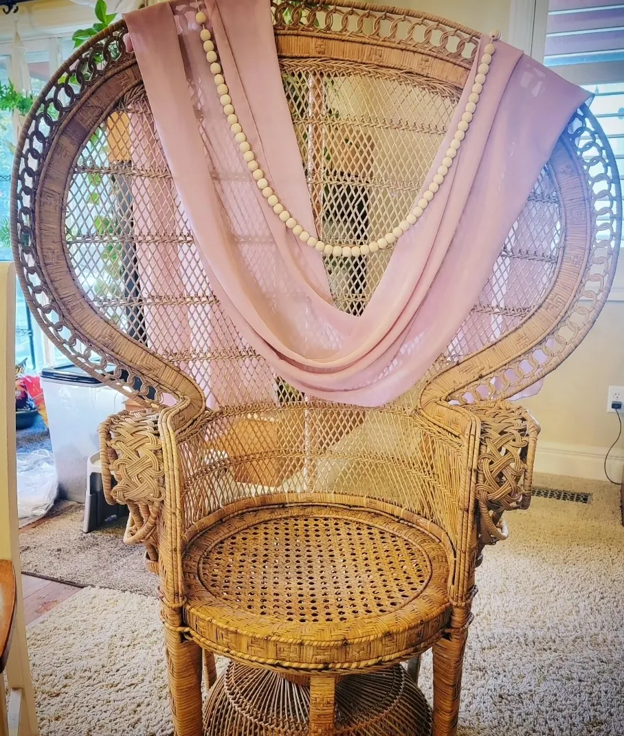 Peacock Chair 