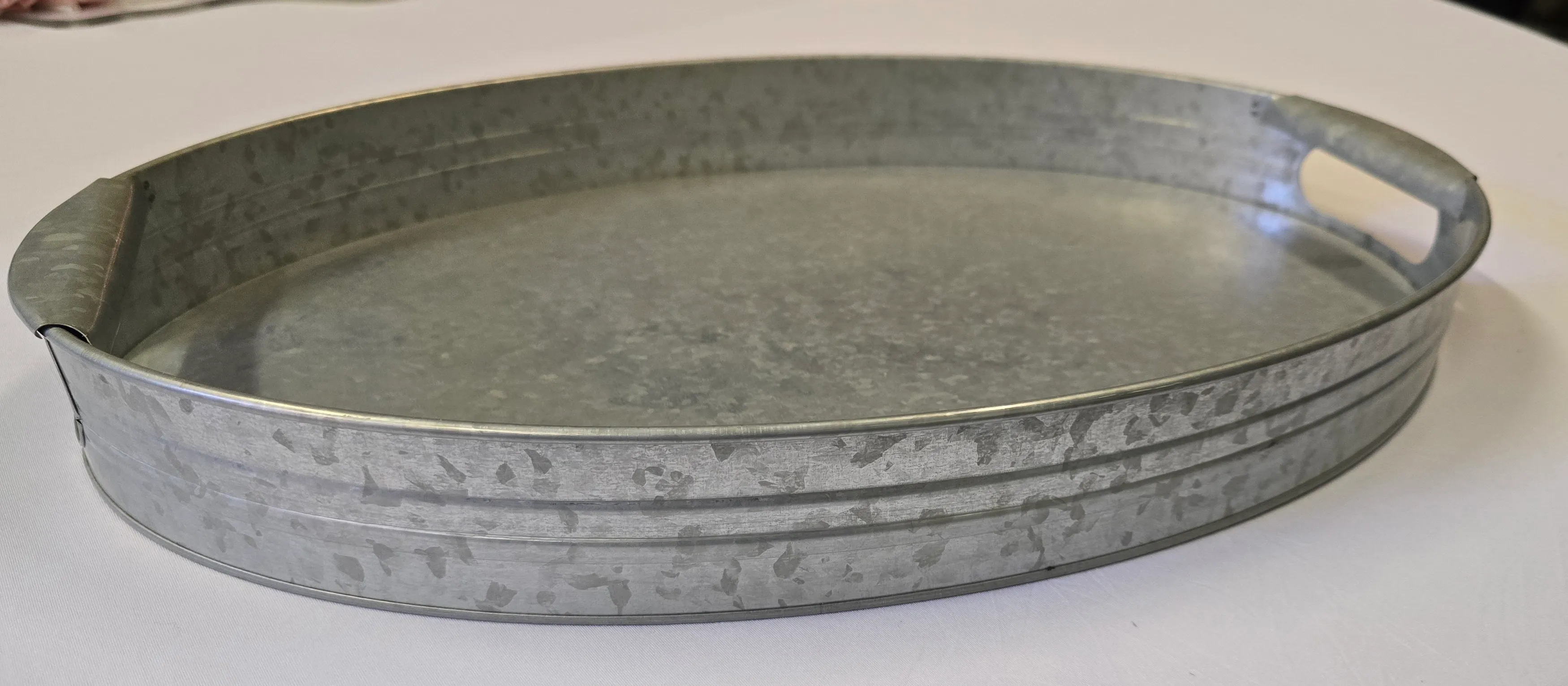 Galvanized oval tray 