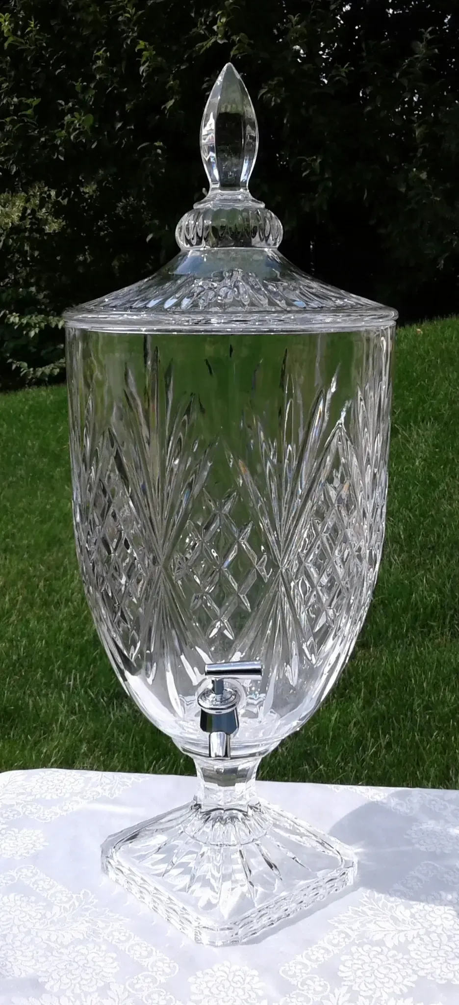 Crystal Beverage Dispenser