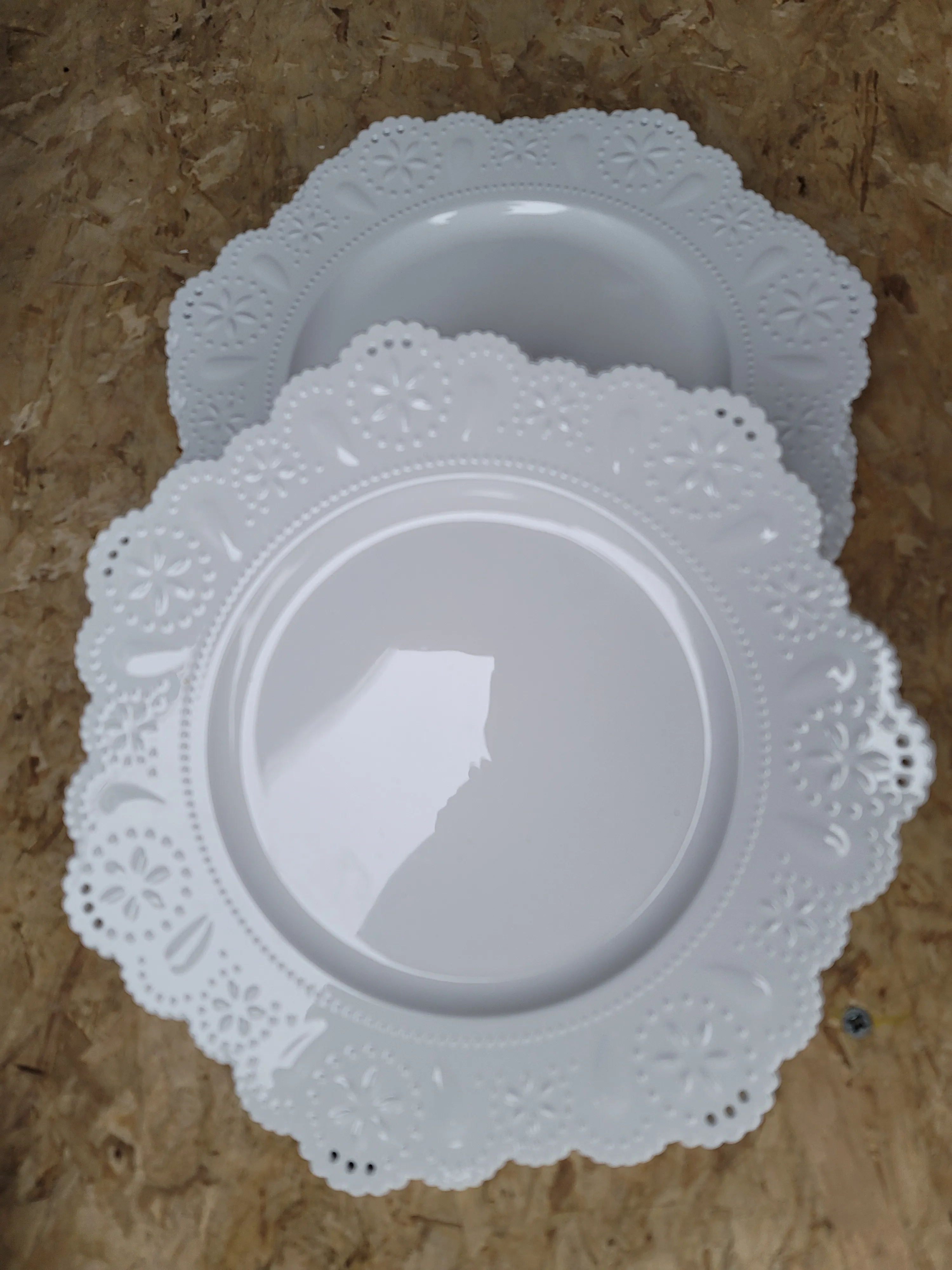 White lace charger 