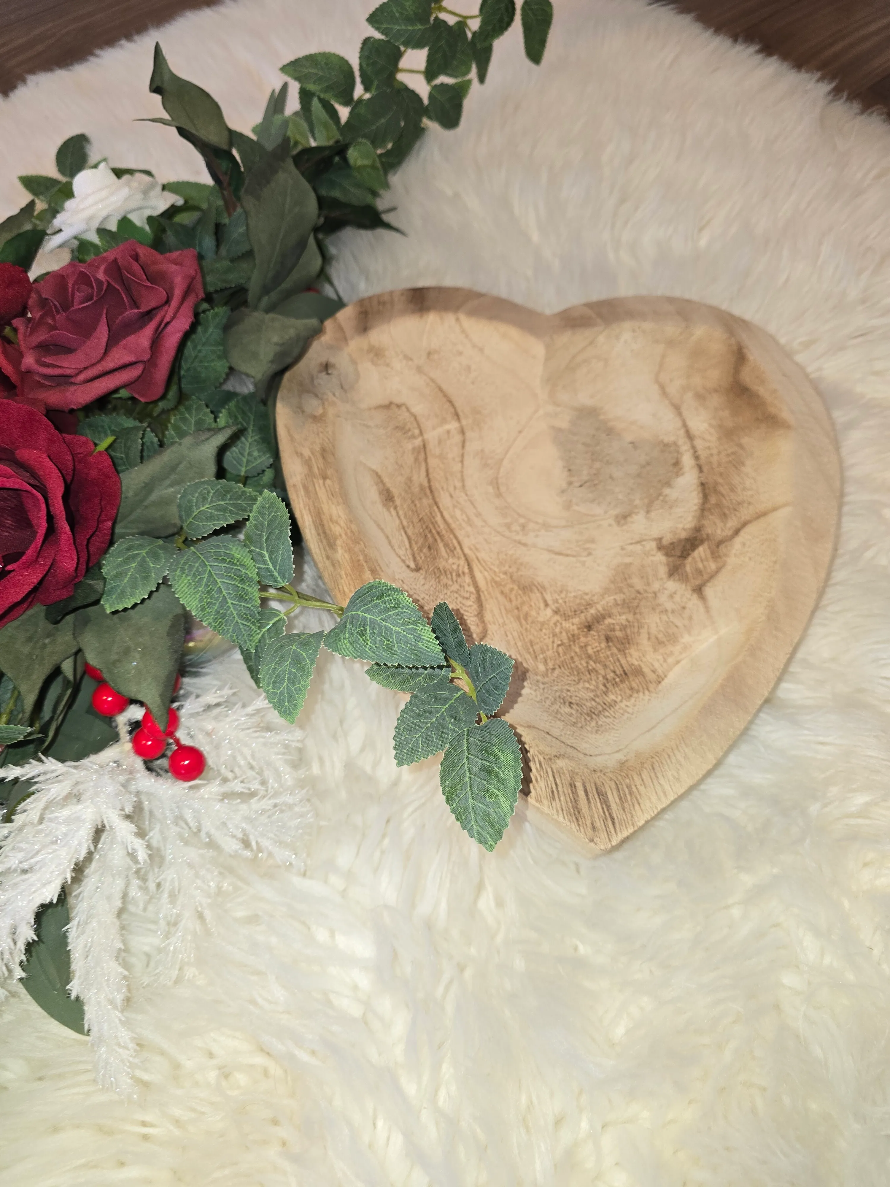 Wood heart bowl