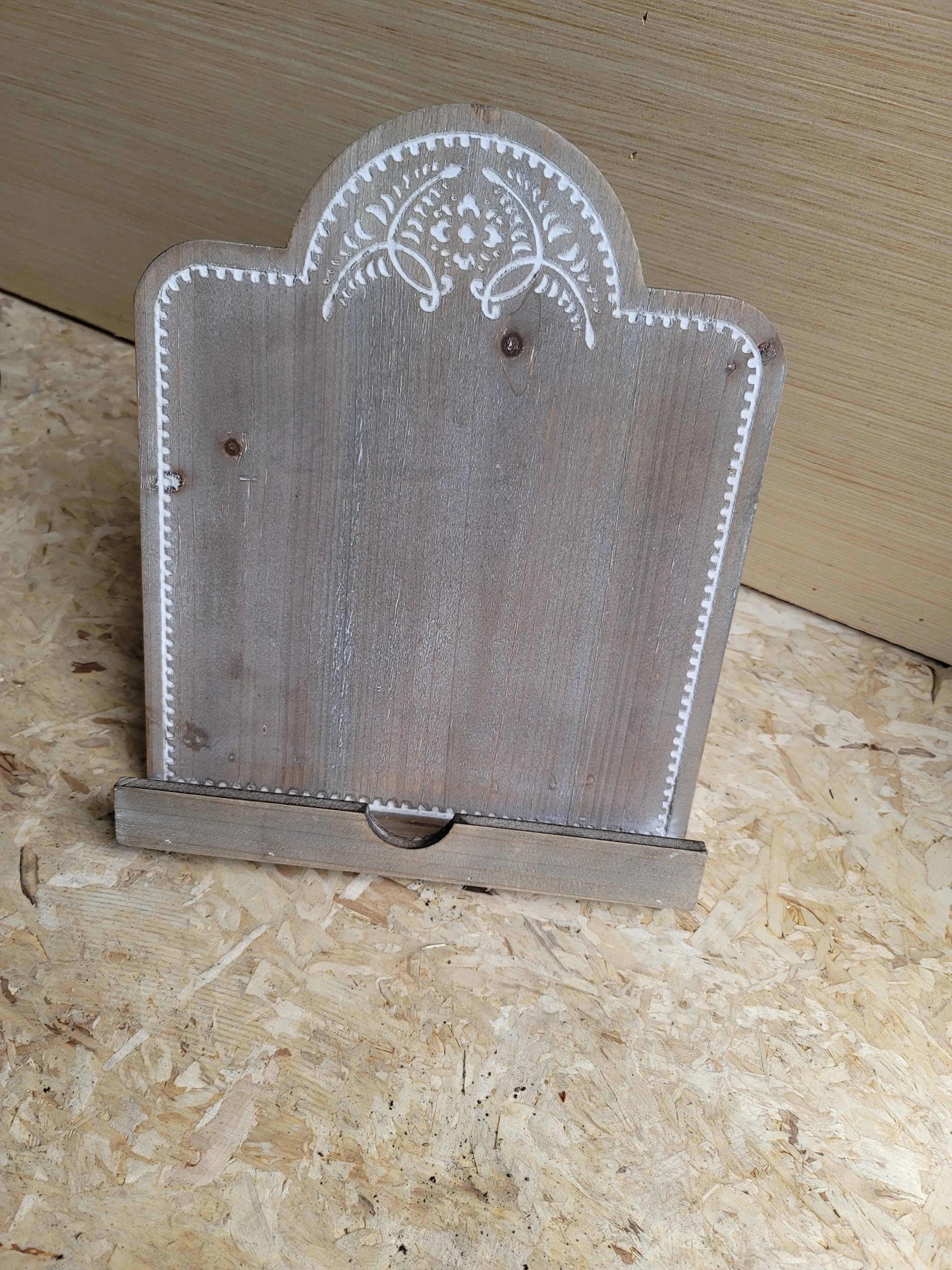 Wood tabletop easel 
