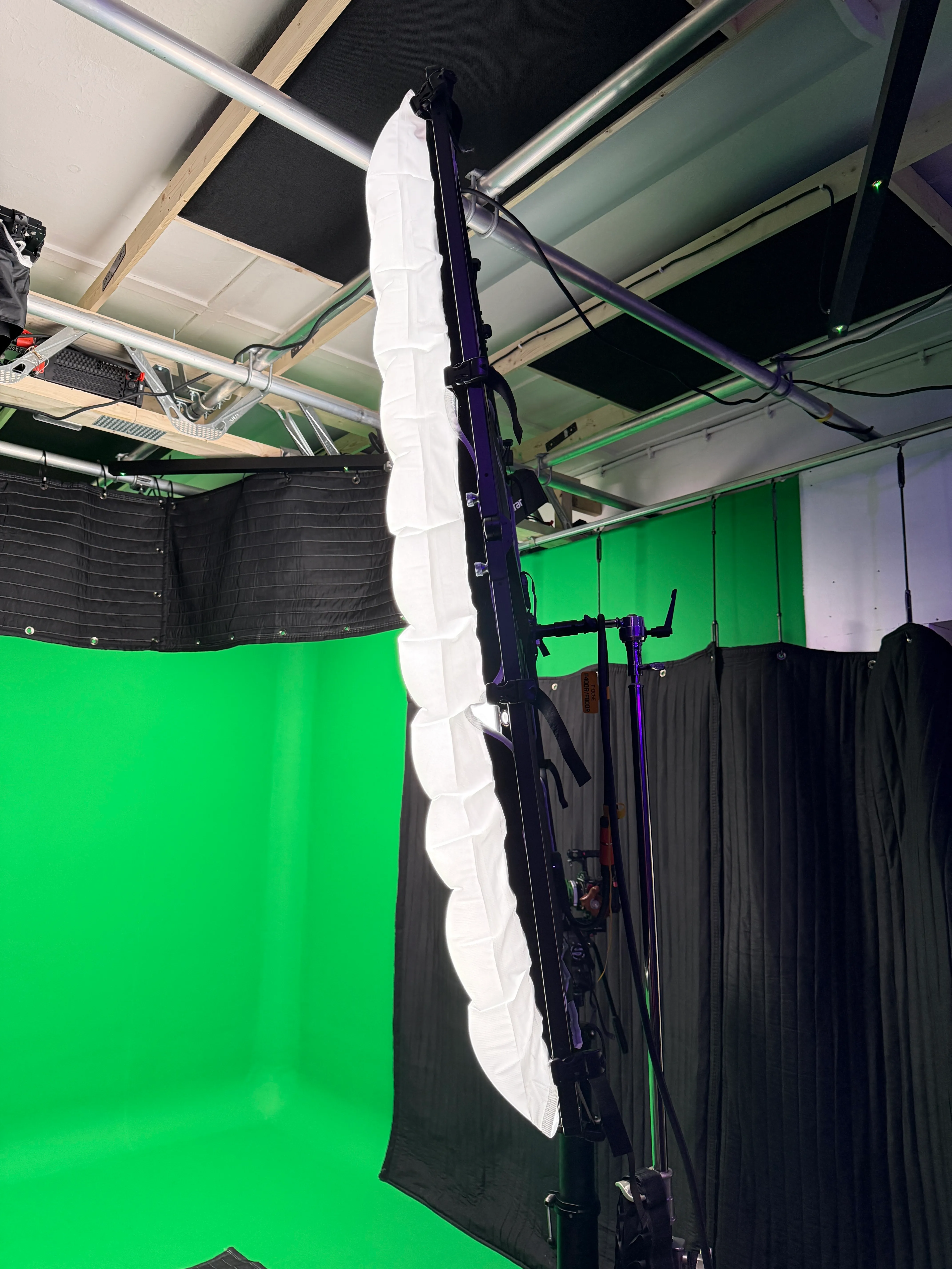 KNOWLED F800R 4'x4' Inflatable Flexible RGB Light Mat