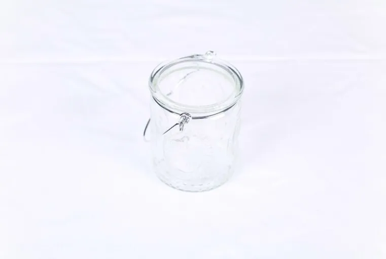 Mini transparent candle holder with handle