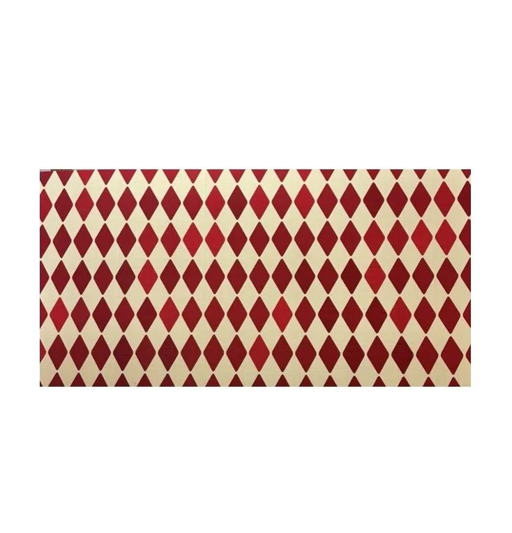 Red diamond-pattern wall - 1x2m