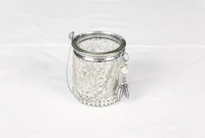 Mini metal candle holder with handle 